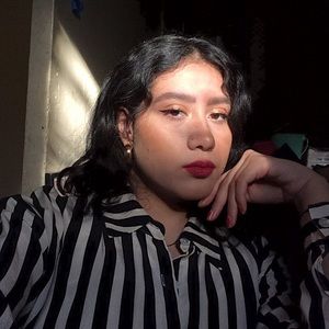 Meet your Posher, Maria